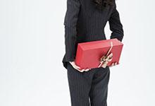 商務(wù)往來中，贈送商務(wù)禮品的重要意義